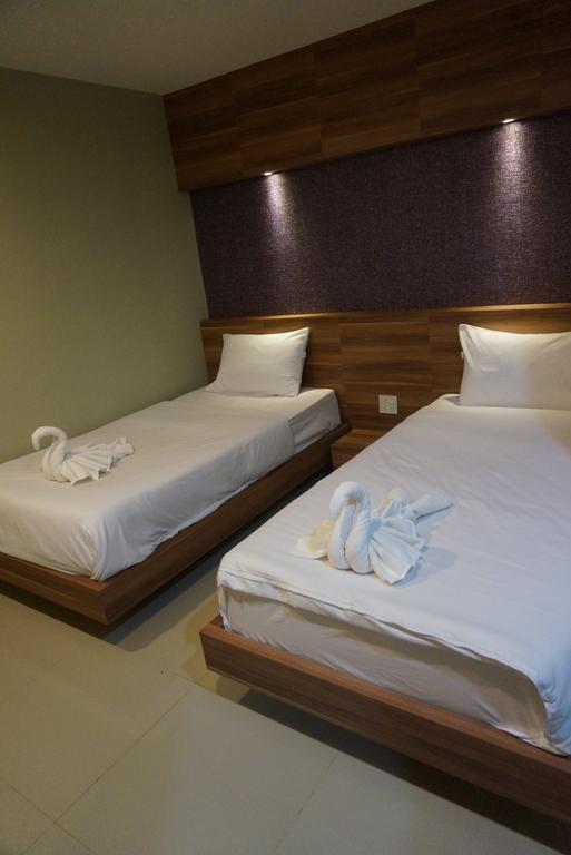 Hotel The Rhea Udon Thani Exterior foto